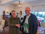 Kerstin Hindersmann gratuliert ihrem Nachfolger Ralph Korte
