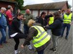 Gruppe Hilgemann beim L&ouml;sen des Gordischen Knotens 